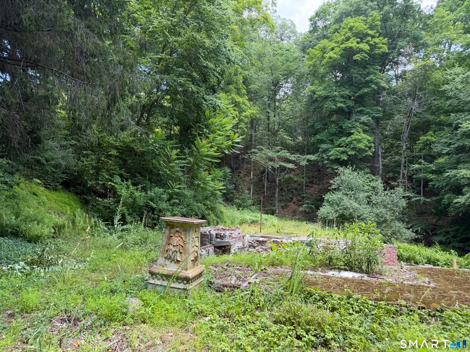32 Lower Church Hill Road Photo 9