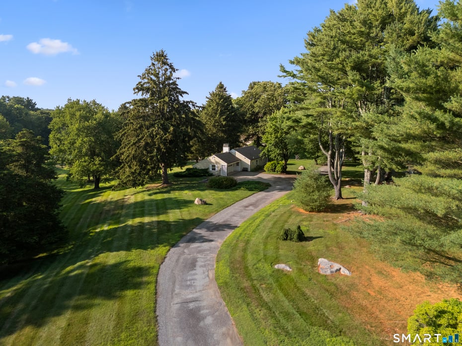 455 Stonington Road Photo 6