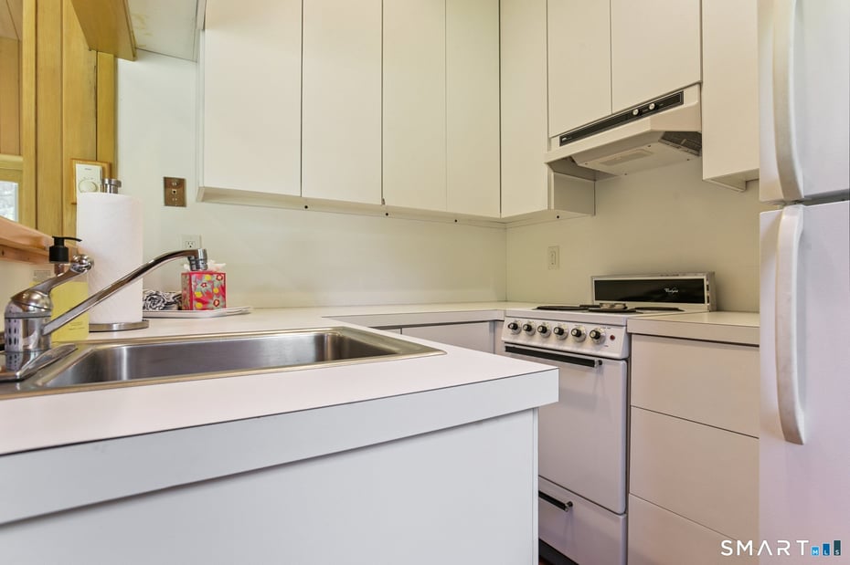 455 Stonington Road Photo 33