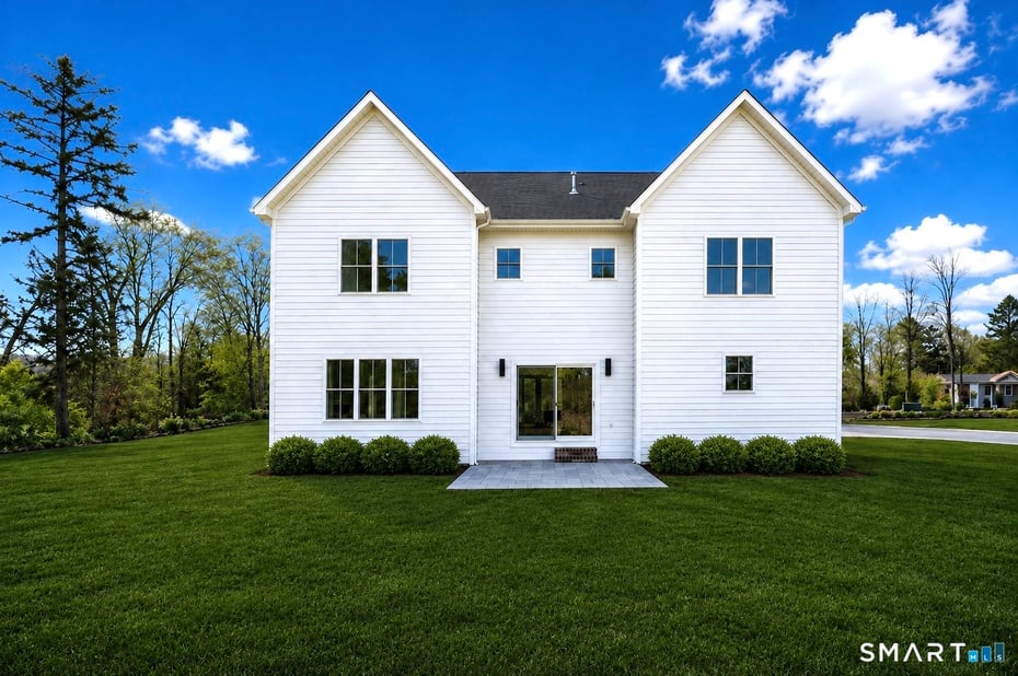 355 Spring Hill Road Photo 22