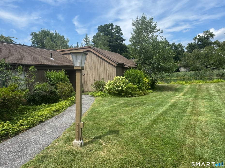 491 Unit B Heritage Village Photo 2