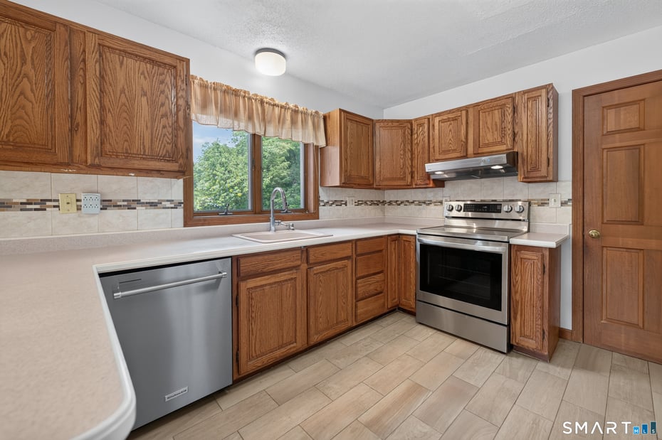 7 Massapeag Point Road Photo 10