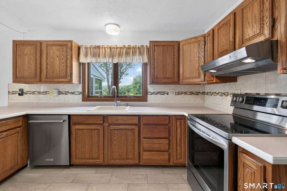 7 Massapeag Point Road Photo 11