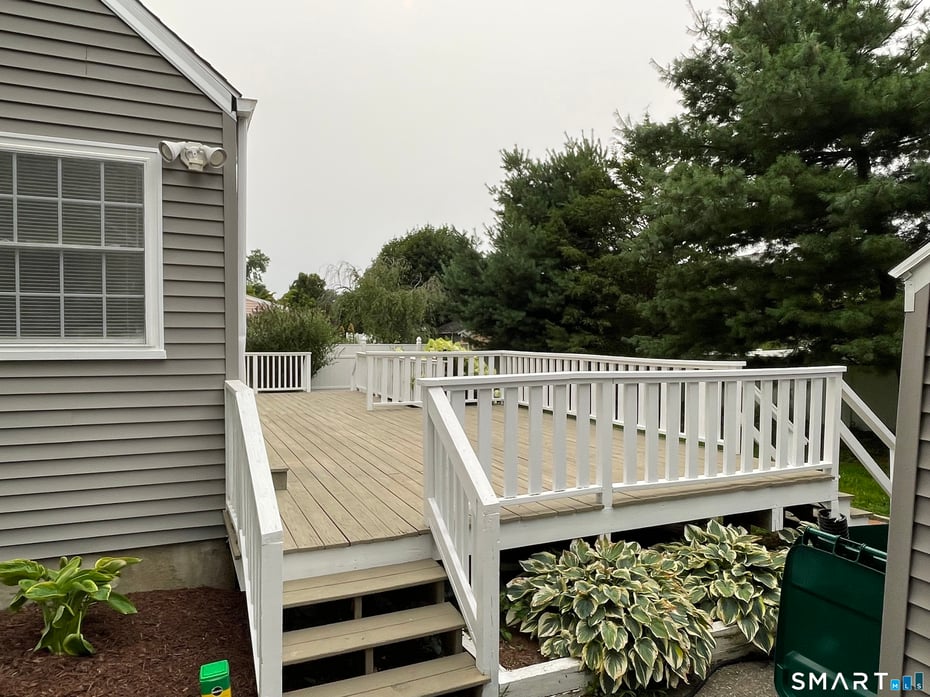 86 Ferndale Avenue Photo 8