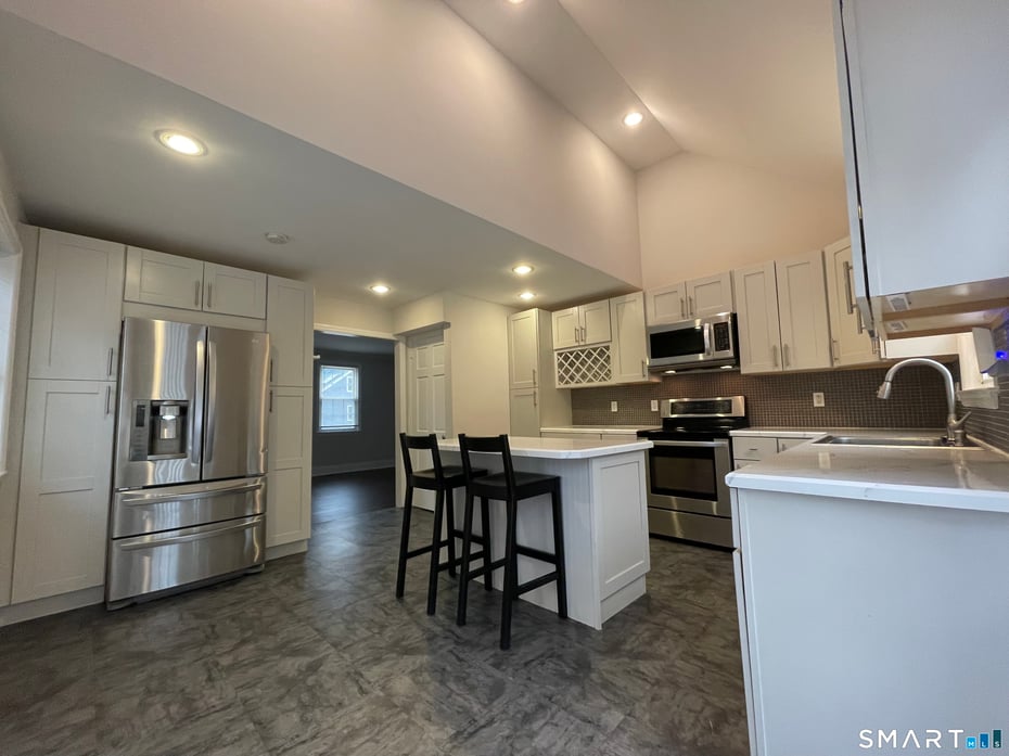 86 Ferndale Avenue Photo 16