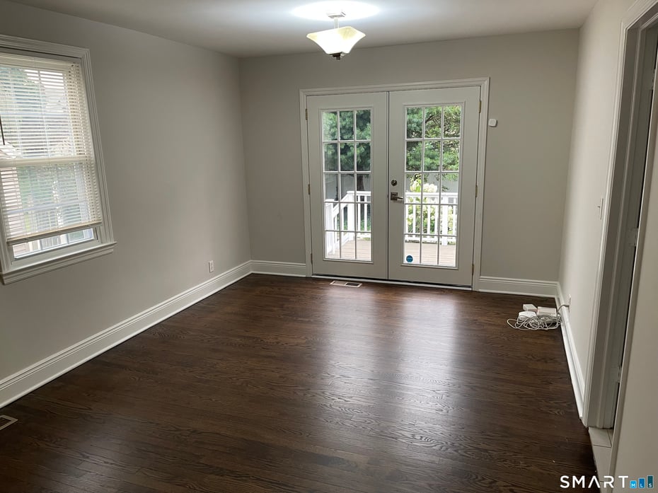 86 Ferndale Avenue Photo 21