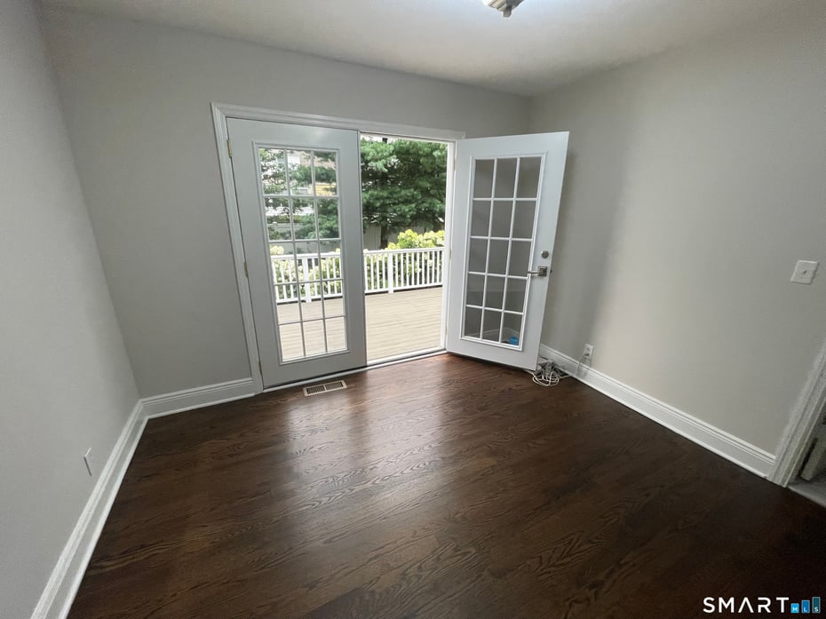 86 Ferndale Avenue Photo 22