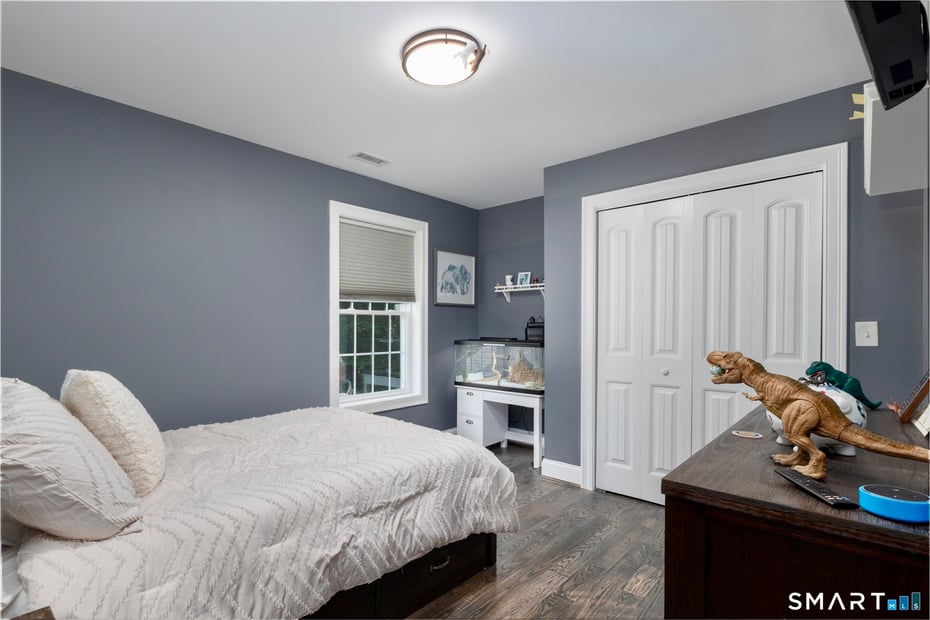 81 Evergreen Crossing Photo 27