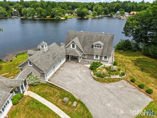 118 Kenwood Photo 2