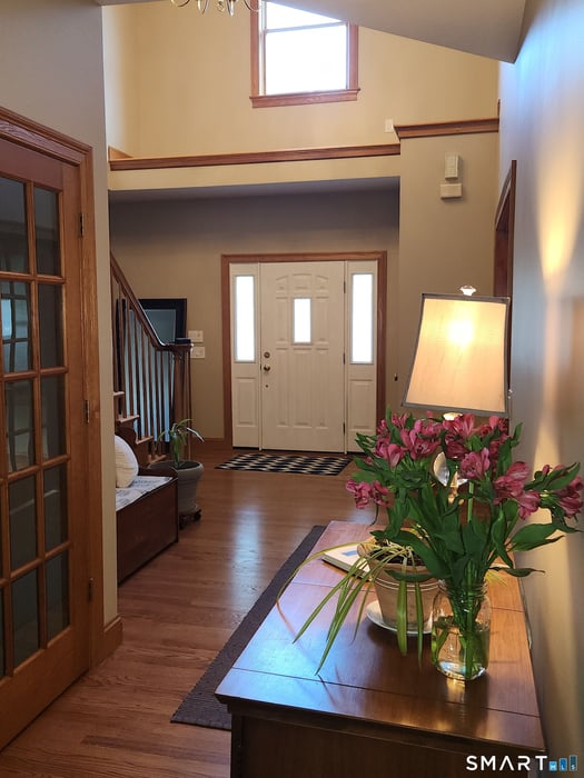 38 Emerald Glen Lane Photo 3