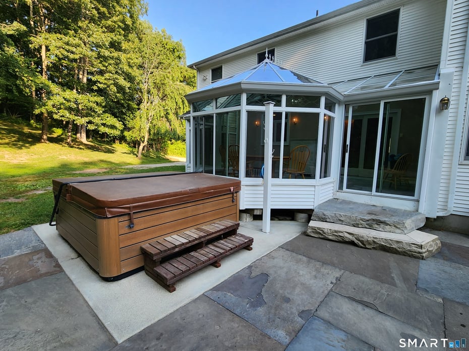 38 Emerald Glen Lane Photo 22