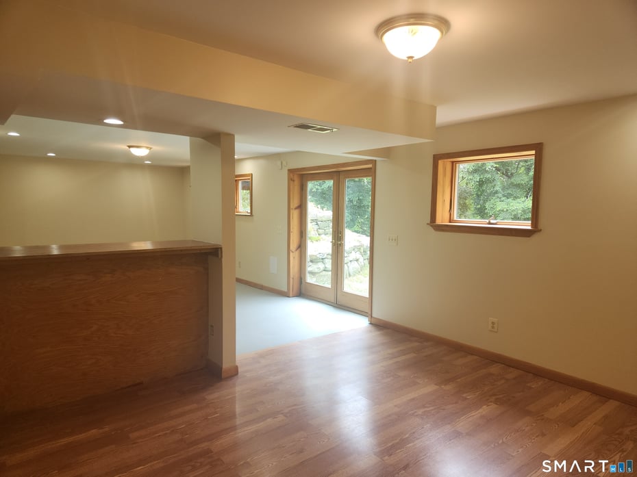 38 Emerald Glen Lane Photo 36