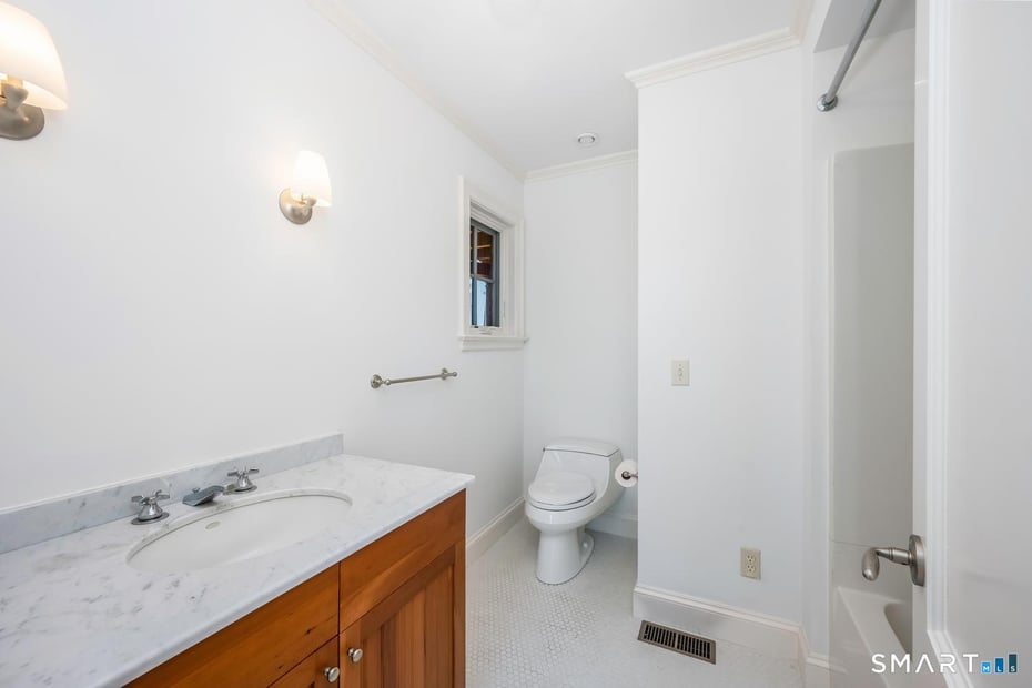 14 Rocky Point Road Photo 29