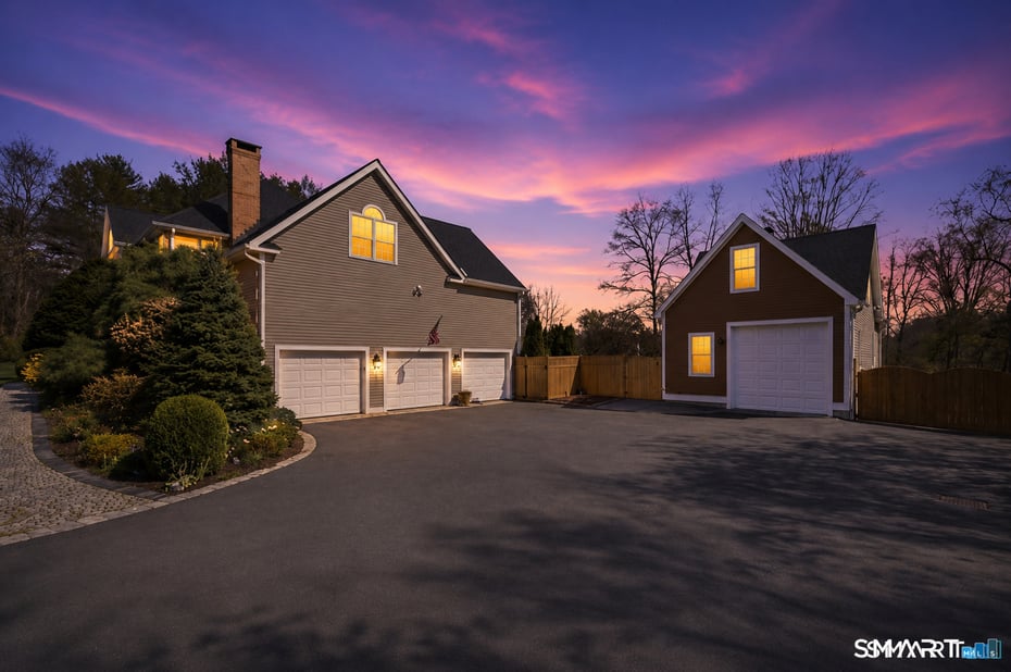 16 Robin Hood Lane Photo 2