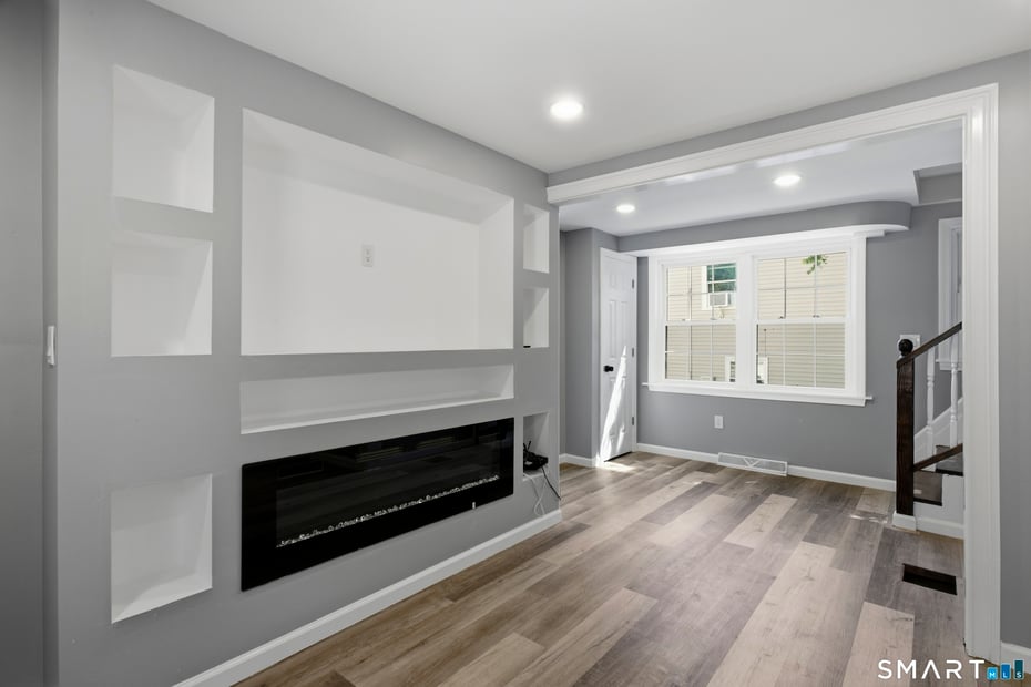 227 Sylvan Street Photo 4