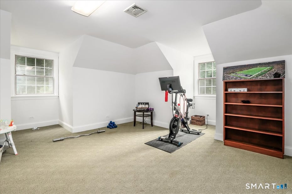 2 Raven Crest Drive Photo 24