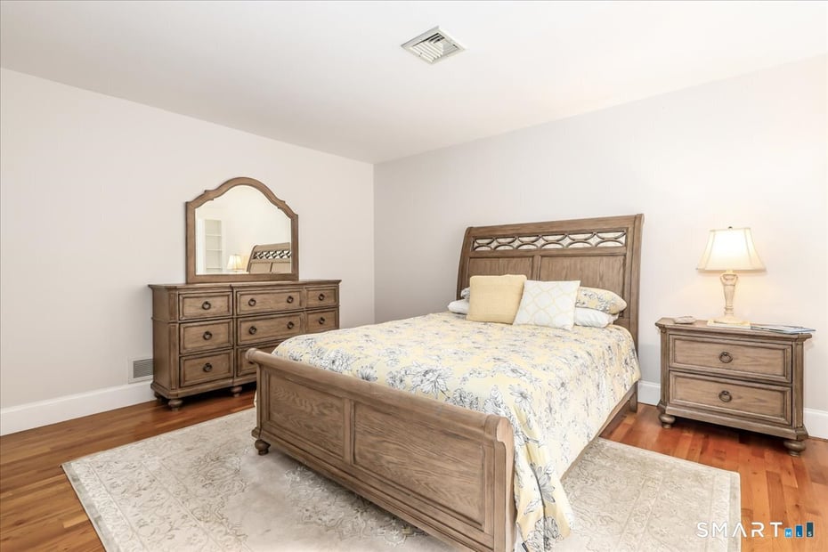2 Raven Crest Drive Photo 25