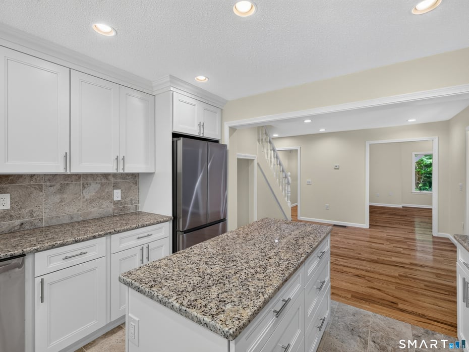 21 Woodland Drive Photo 15