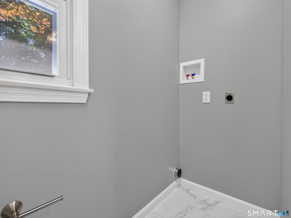 21 Woodland Drive Photo 22