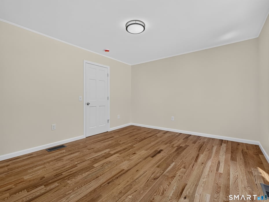 21 Woodland Drive Photo 24