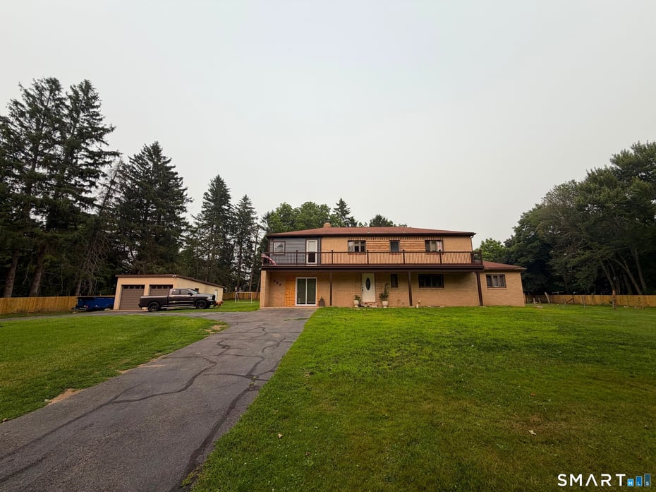 589 Racebrook Road Photo 1