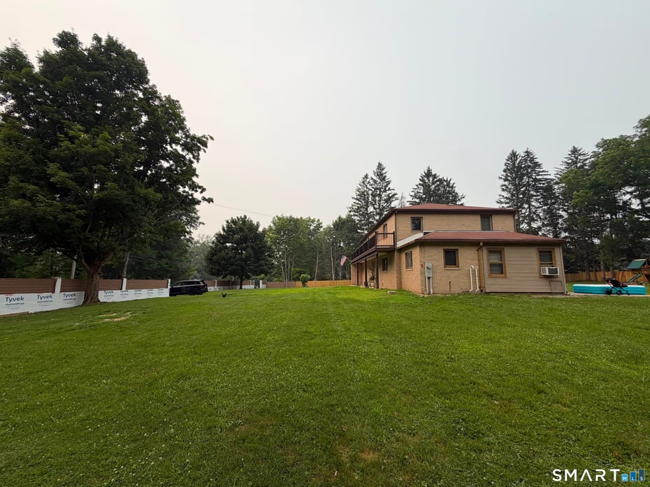 589 Racebrook Road Photo 3