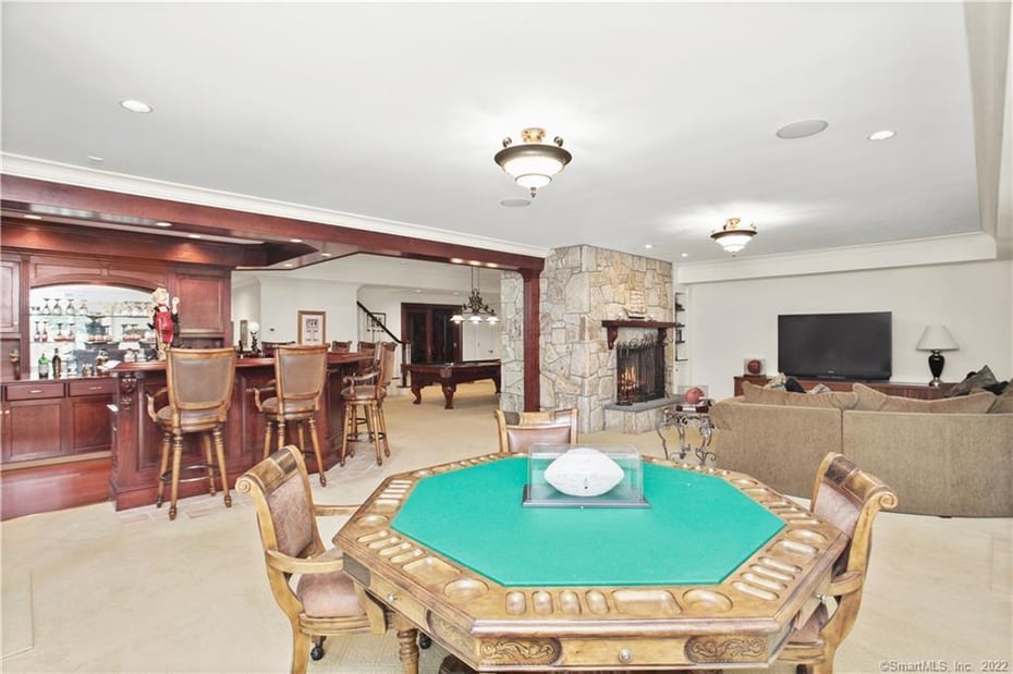 26 Pequot Lane Photo 34