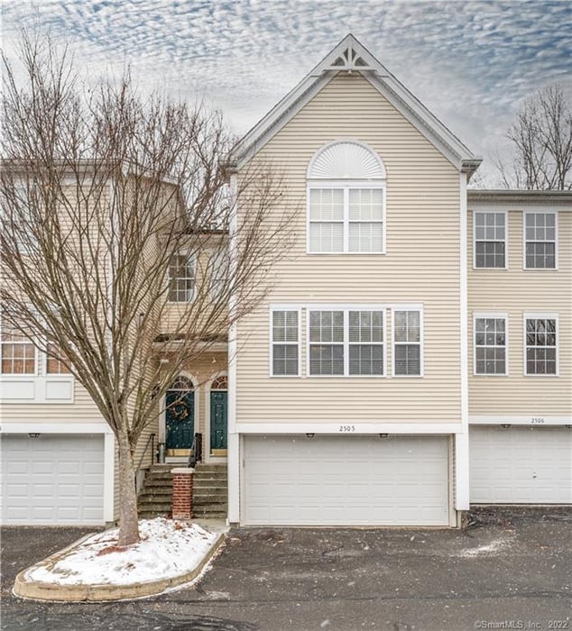 2505 Eaton Court #2505 Photo 1
