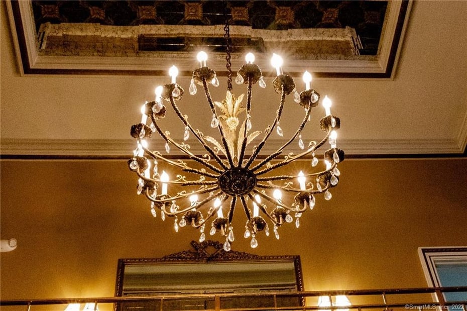 271 Federal Road Photo 17