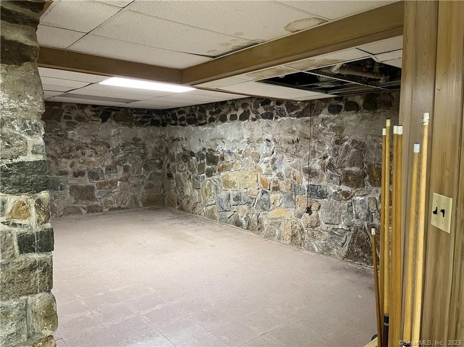 3392 Huntington Road Photo 4