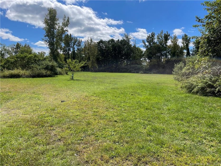 71 Leonardo Drive Photo 2