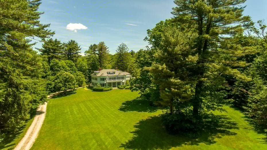 151 Walker St Photo 4