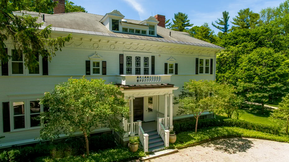 151 Walker St Photo 10