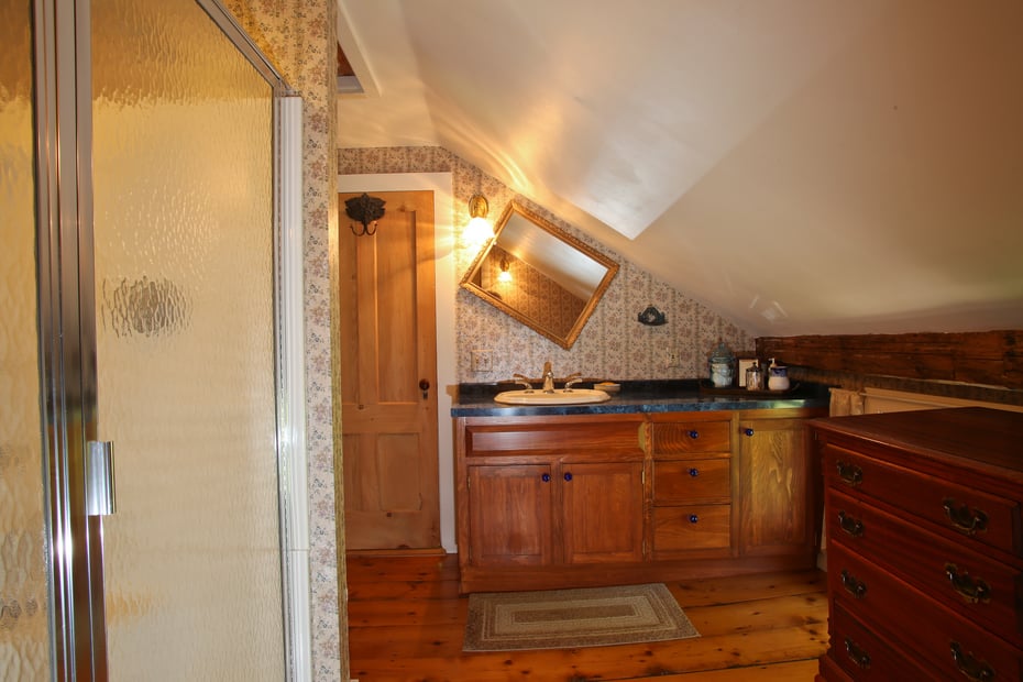 137 Leshure Rd Photo 21
