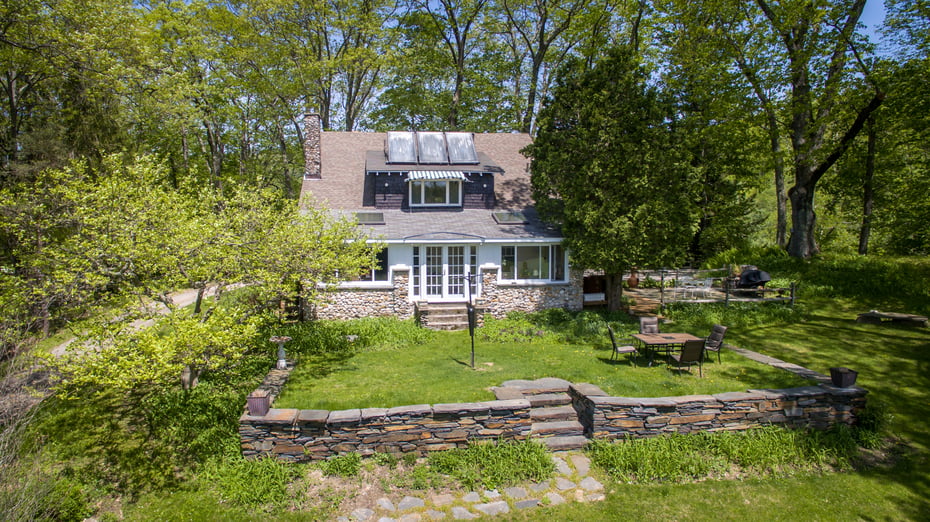 520 White Oaks Rd Photo 3