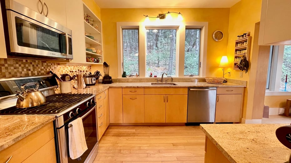21 Webster Rd Photo 7