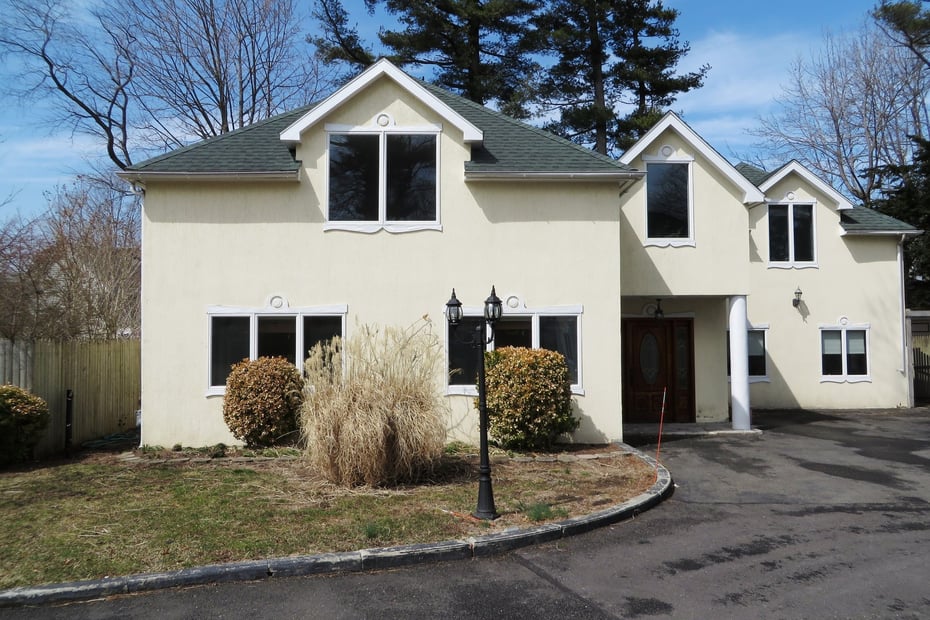 47 Crescent Photo 1