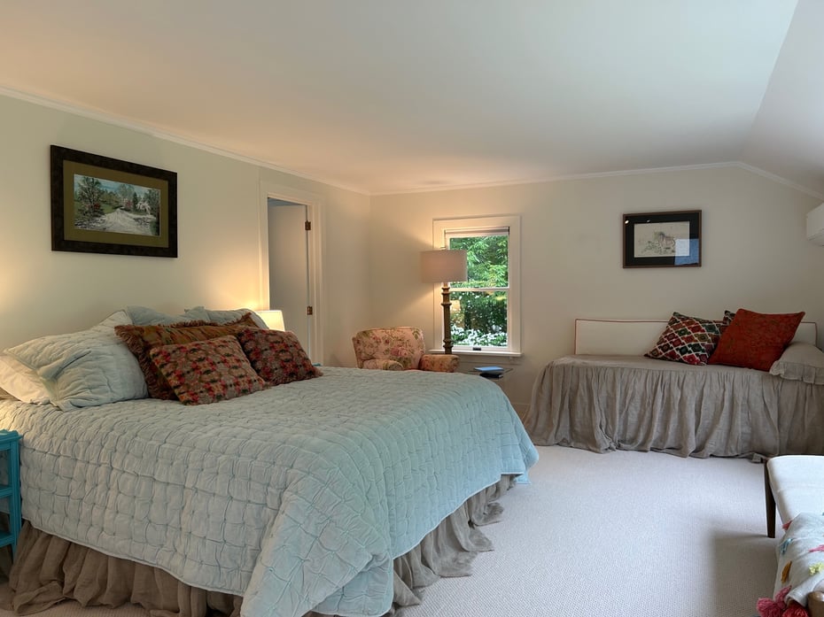 5 Glendale Rd  #Cottage  Photo 4