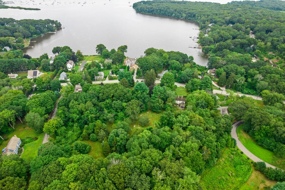 160 Saybrook Road Photo 4