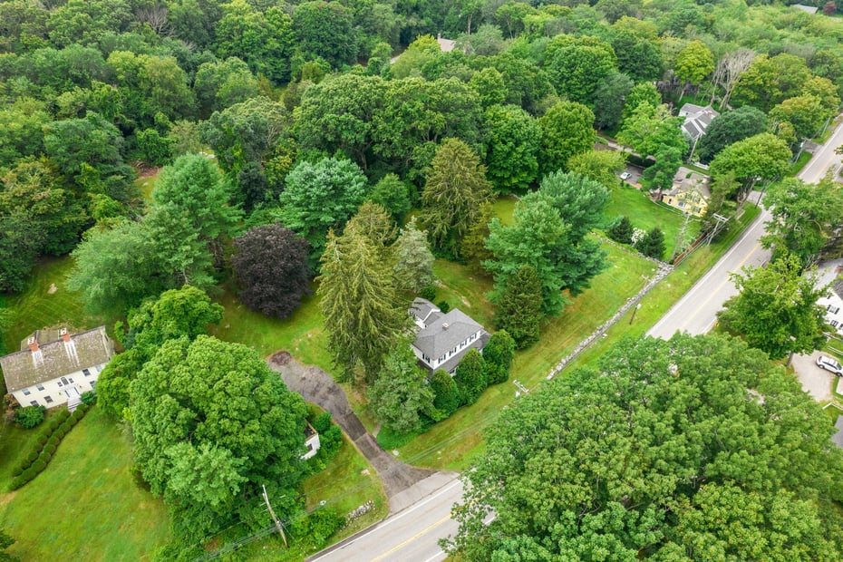 160 Saybrook Road Photo 10