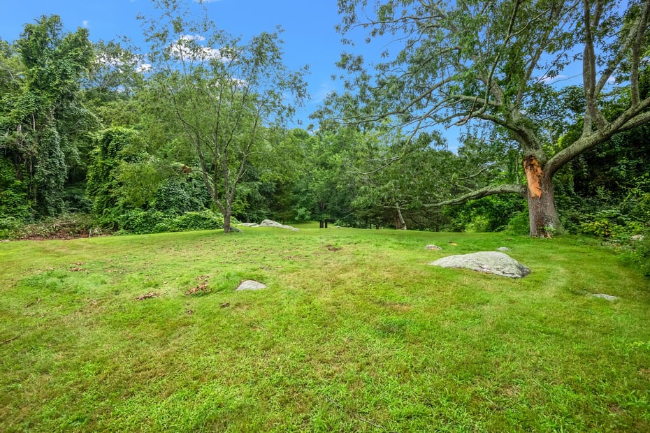 160 Saybrook Road Photo 15
