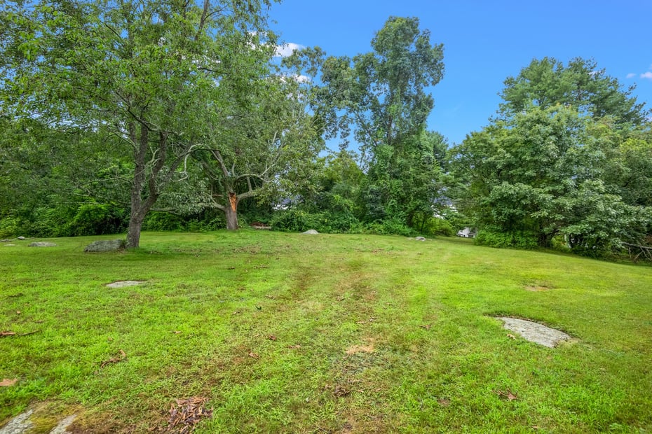 160 Saybrook Road Photo 18