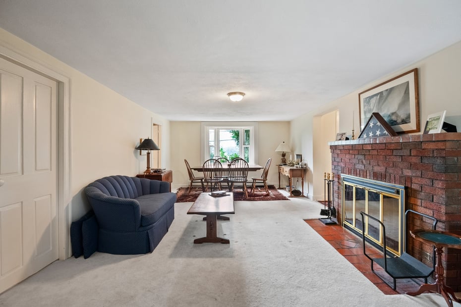 160 Saybrook Road Photo 14
