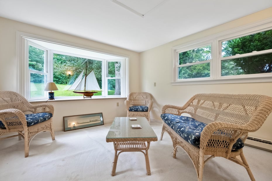 160 Saybrook Road Photo 18