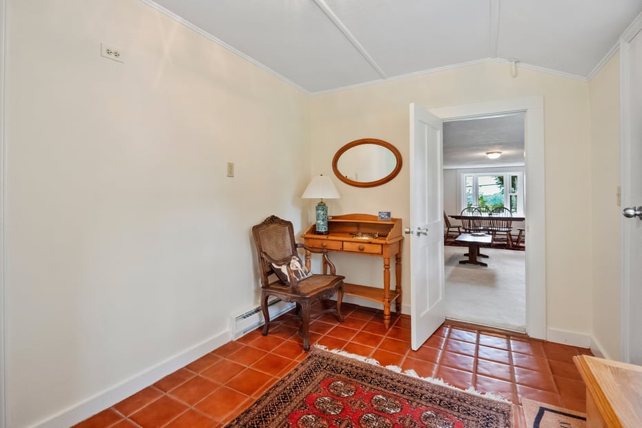 160 Saybrook Road Photo 19