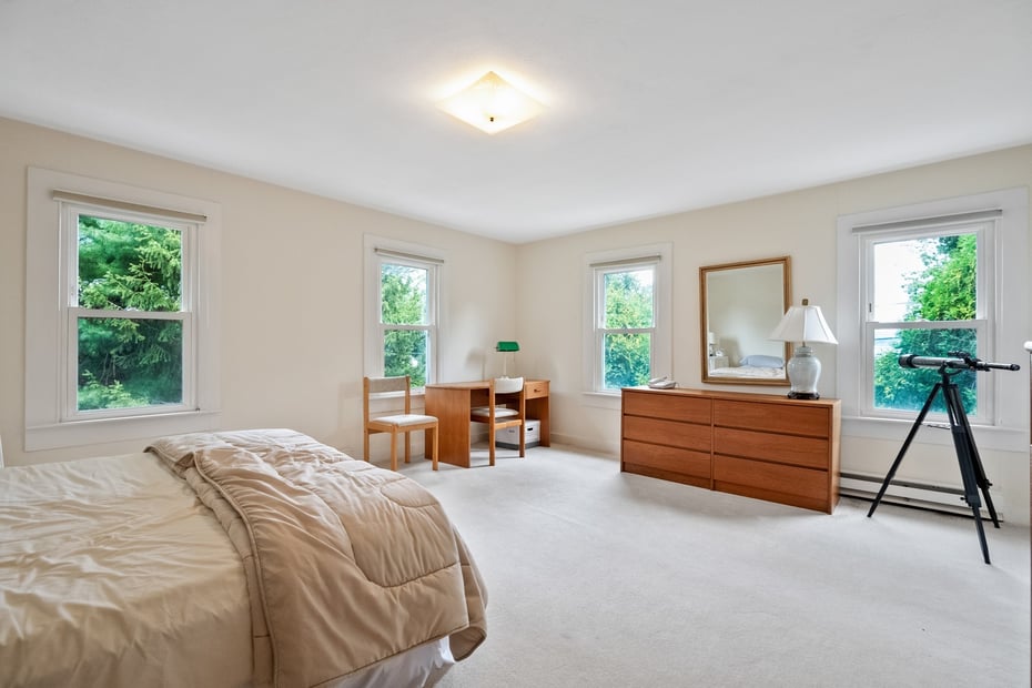 160 Saybrook Road Photo 24