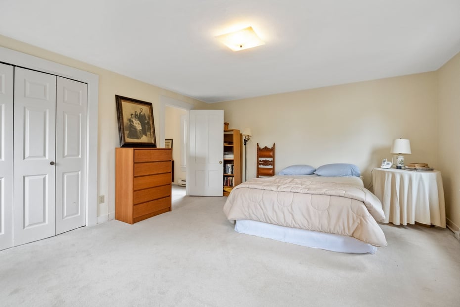 160 Saybrook Road Photo 26