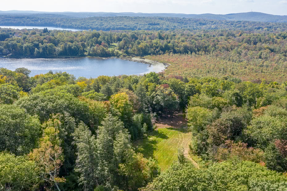 24 Pond Ridge Road Photo 1
