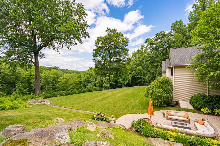 260 White Deer Rocks Road Photo 3