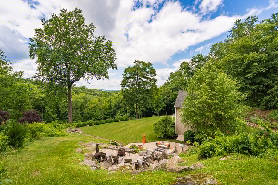 260 White Deer Rocks Road Photo 5